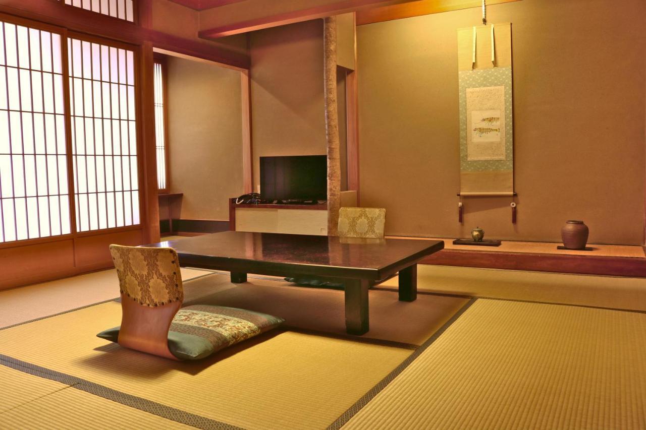 Ryokan Tsutaya