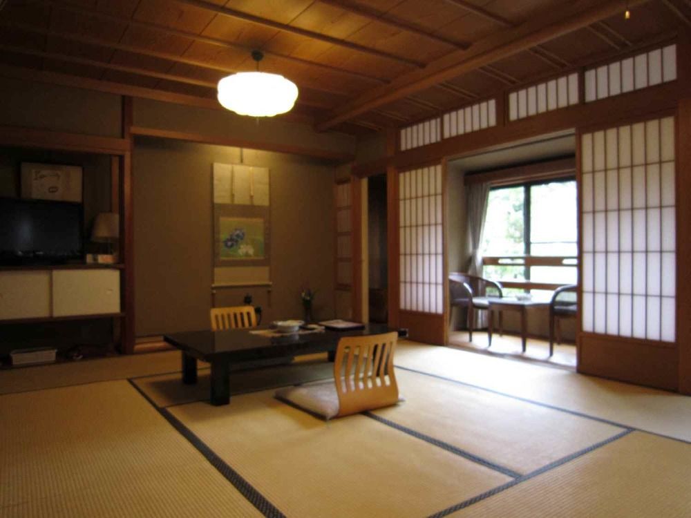 Tsutaya